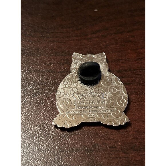 2020 Official Pokemon Snorlax Trading Lapel Hat Pin - Picture 3 of 3